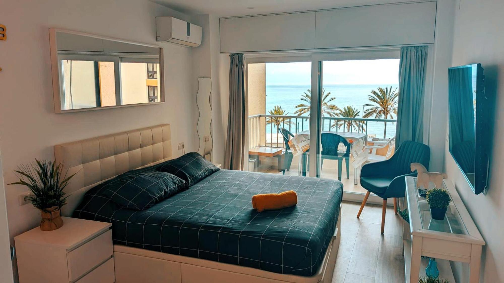 Comfortable Studio In Marbella With Sea Views Buitenkant foto