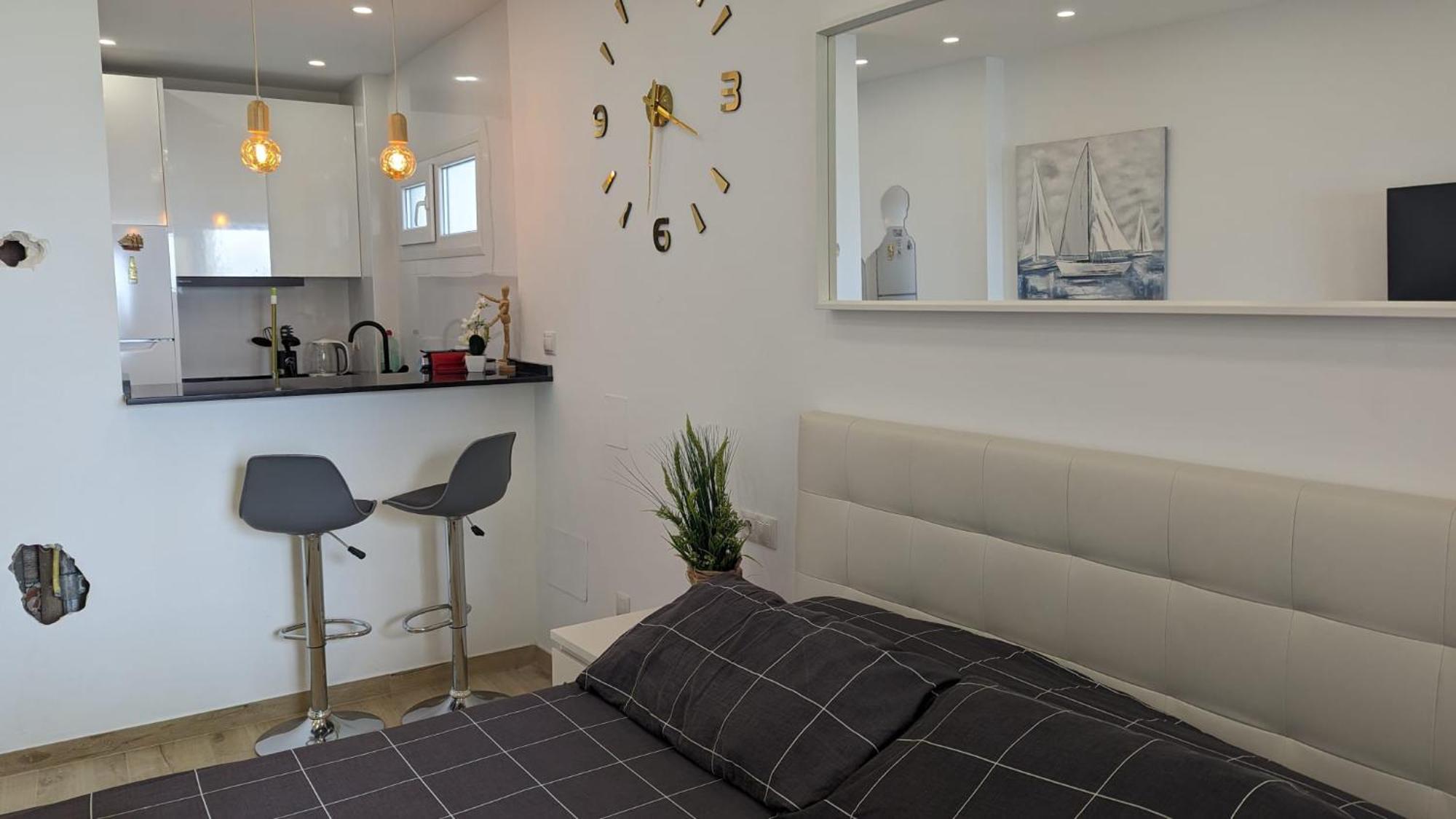 Comfortable Studio In Marbella With Sea Views Buitenkant foto