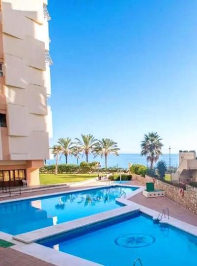 Comfortable Studio In Marbella With Sea Views Buitenkant foto